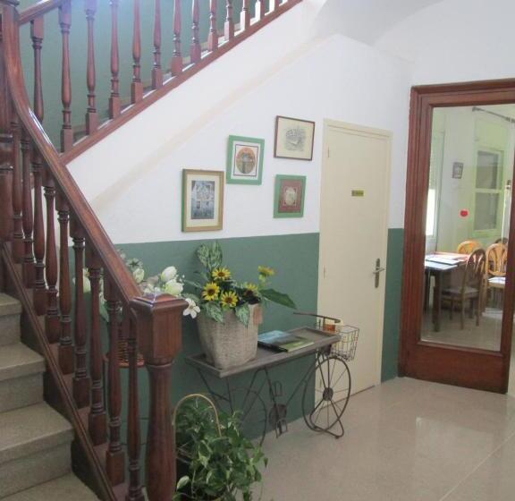 فندق Apartaments Gesòria Porta Ferrada