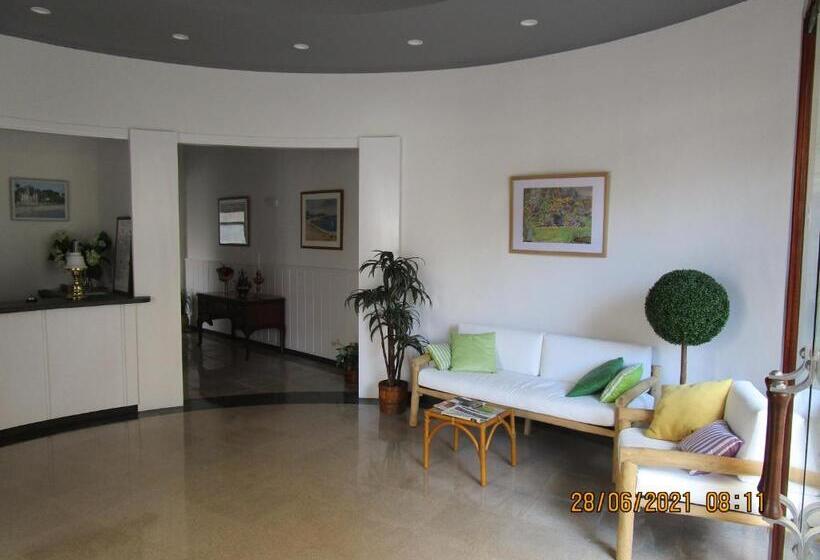 فندق Apartaments Gesòria Porta Ferrada