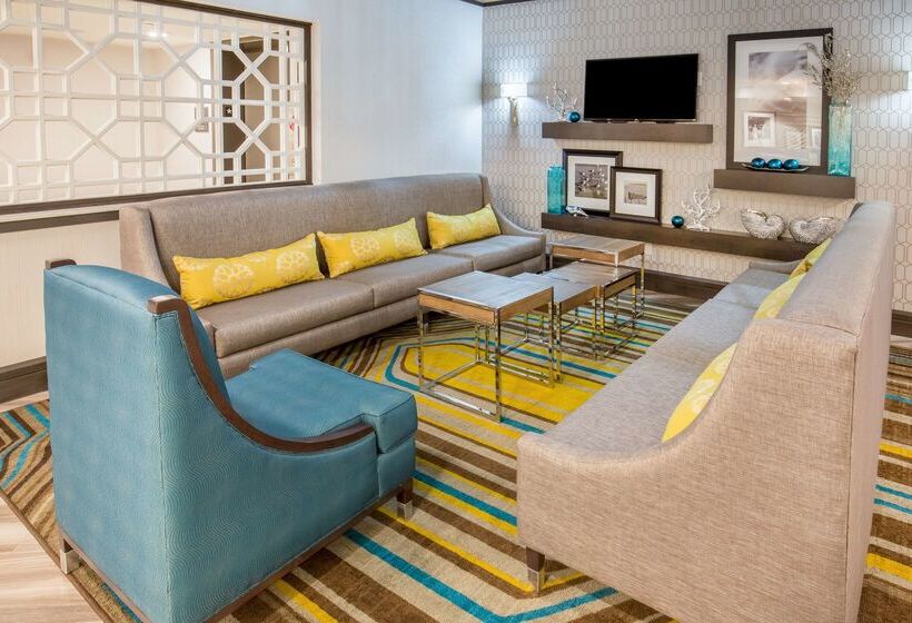 فندق Hampton Inn Monterey