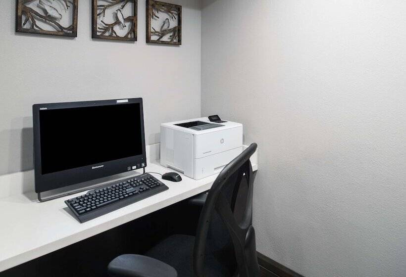 فندق Hampton Inn Monterey