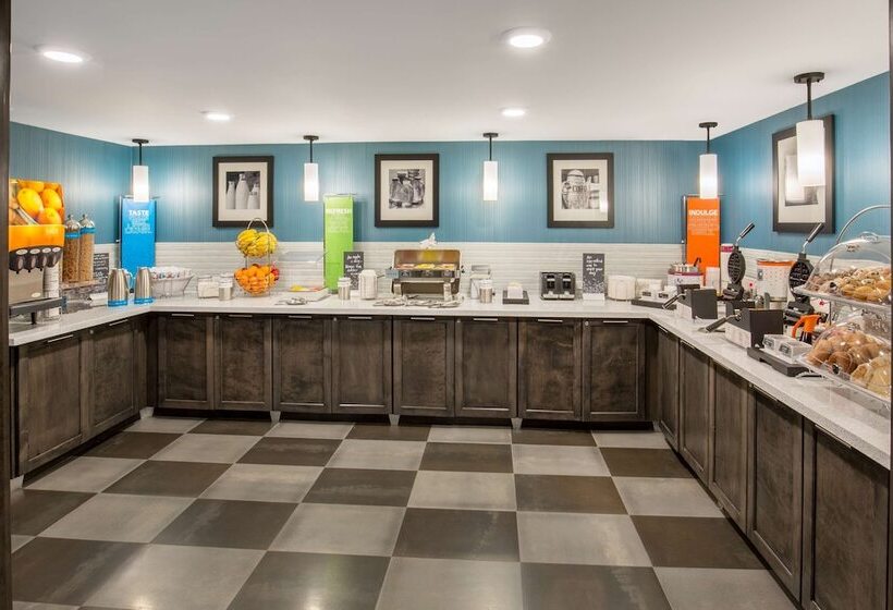 فندق Hampton Inn Monterey