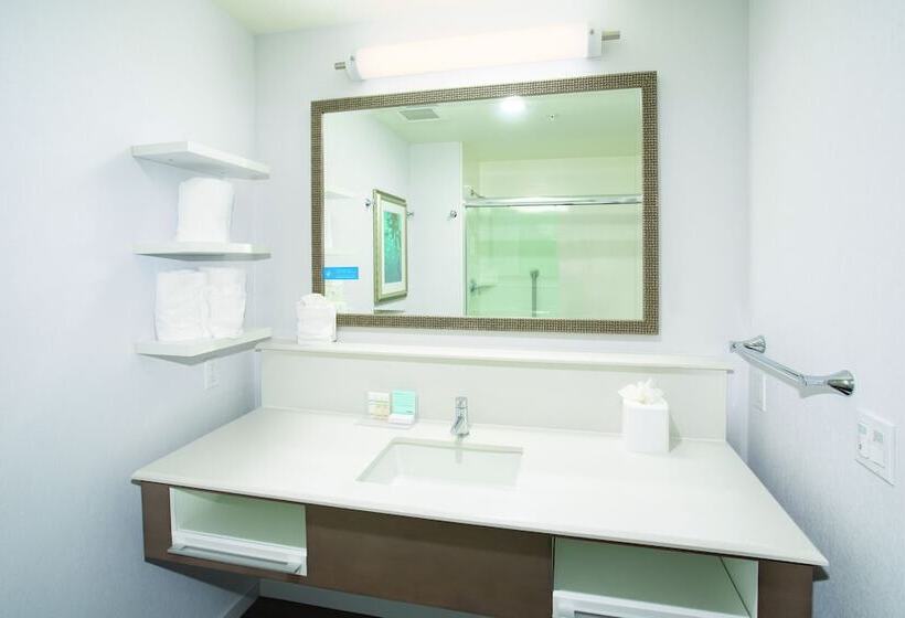 فندق Hampton Inn Monterey