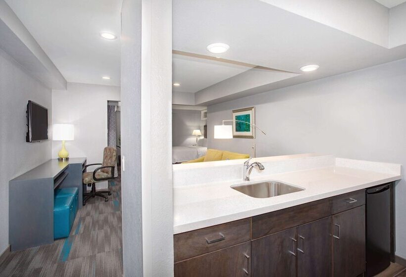 فندق Hampton Inn Monterey