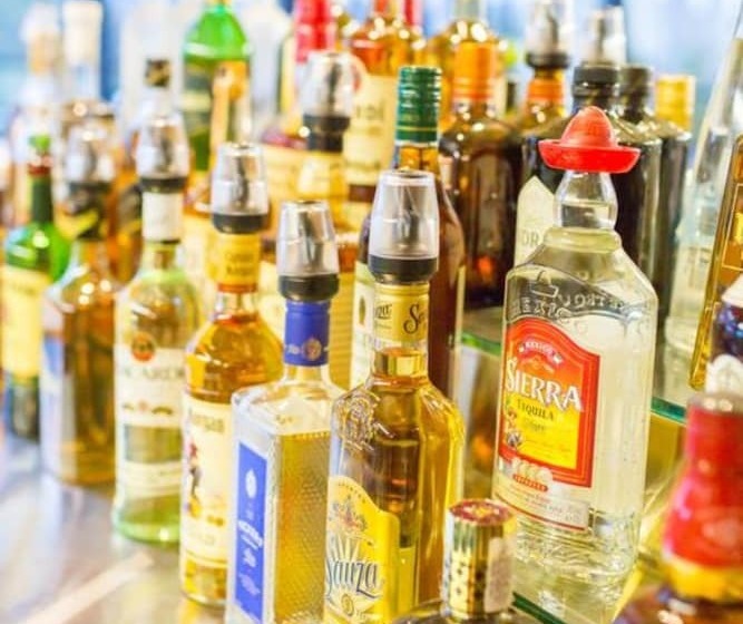 Highlander Hotel Bar Kitchen Rooftop