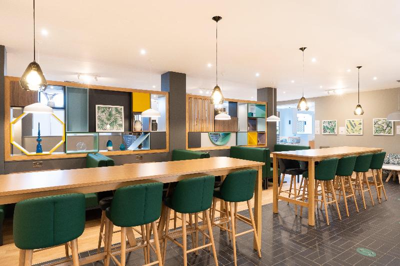 فندق Holiday Inn Gloucester   Cheltenham, An Ihg