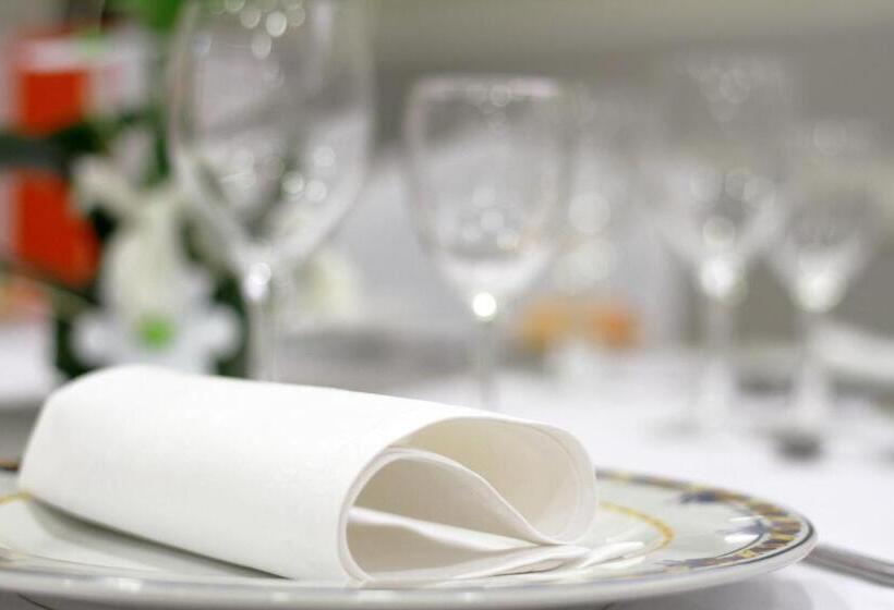 호텔 Isabel De Segura