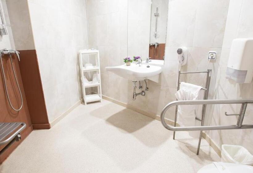 호텔 Isabel De Segura