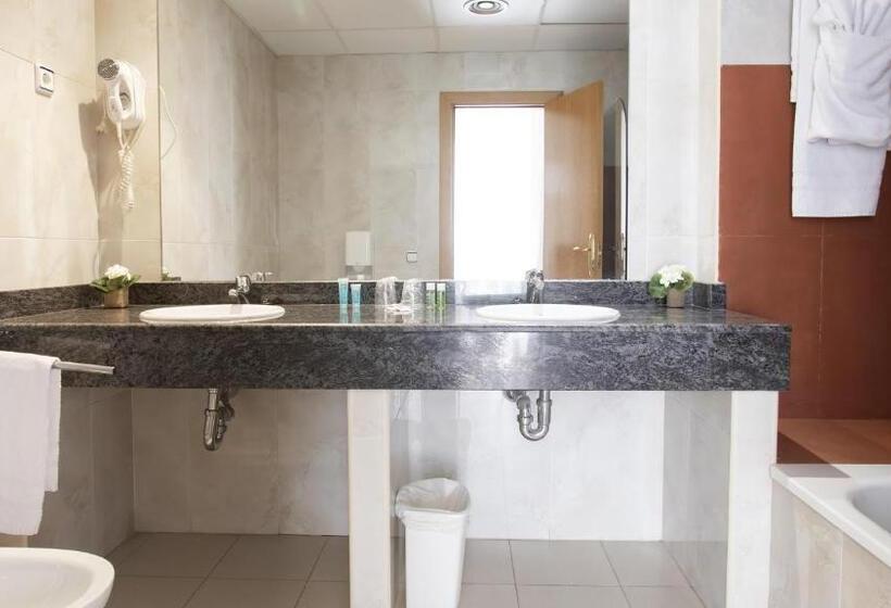 호텔 Isabel De Segura