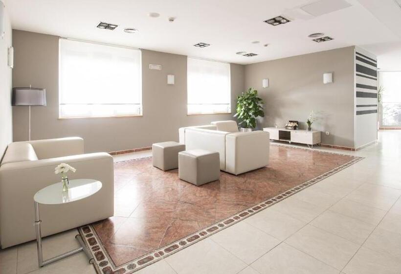 호텔 Isabel De Segura