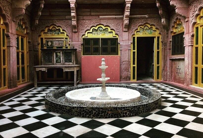 فندق Krishna Prakash Heritage Haveli