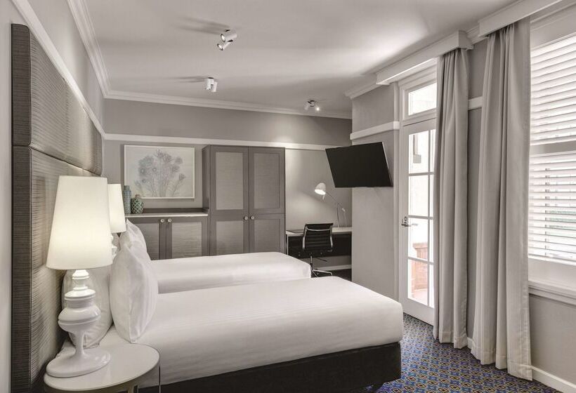 فندق Kurrajong Canberra