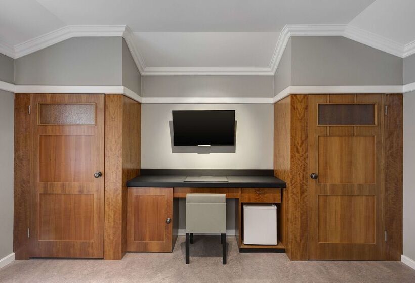 فندق Kurrajong Canberra