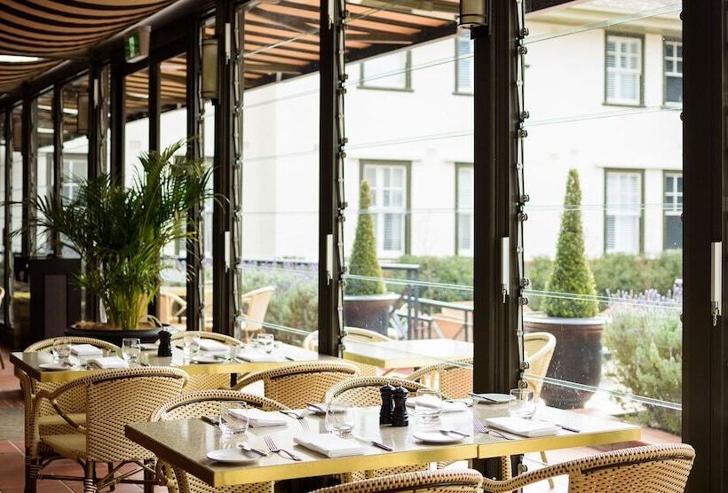 酒店 Kurrajong Canberra