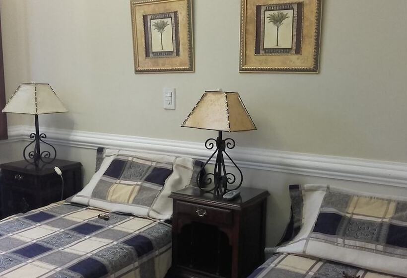 Отель La Casona Del Camino Real