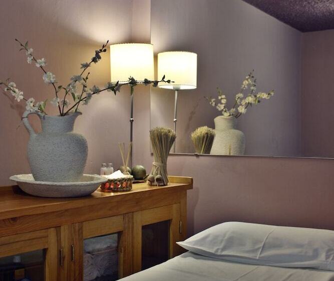 Отель La Comarca