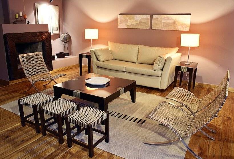 Отель La Comarca