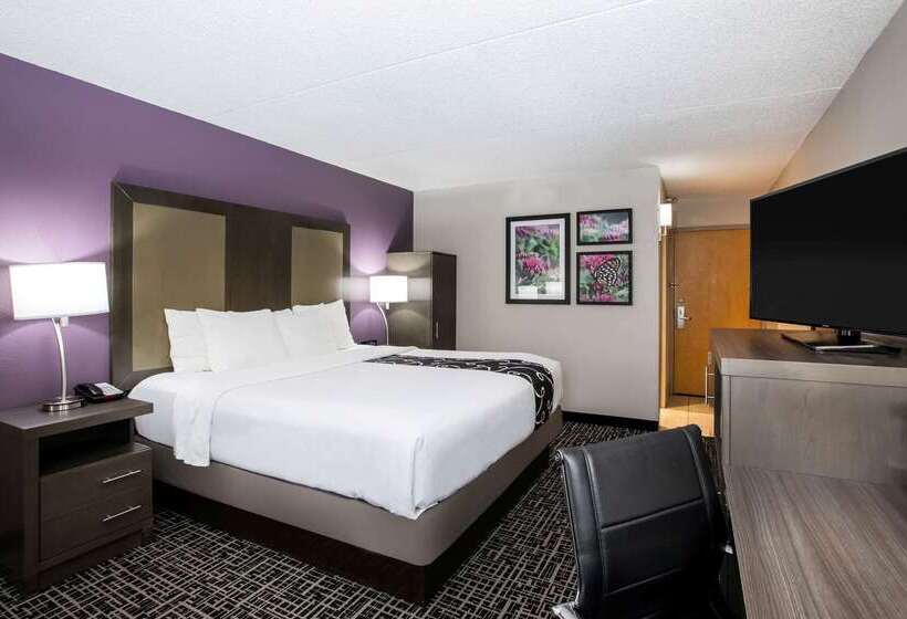 ホテル La Quinta Inn By Wyndham Davenport & Conference Center