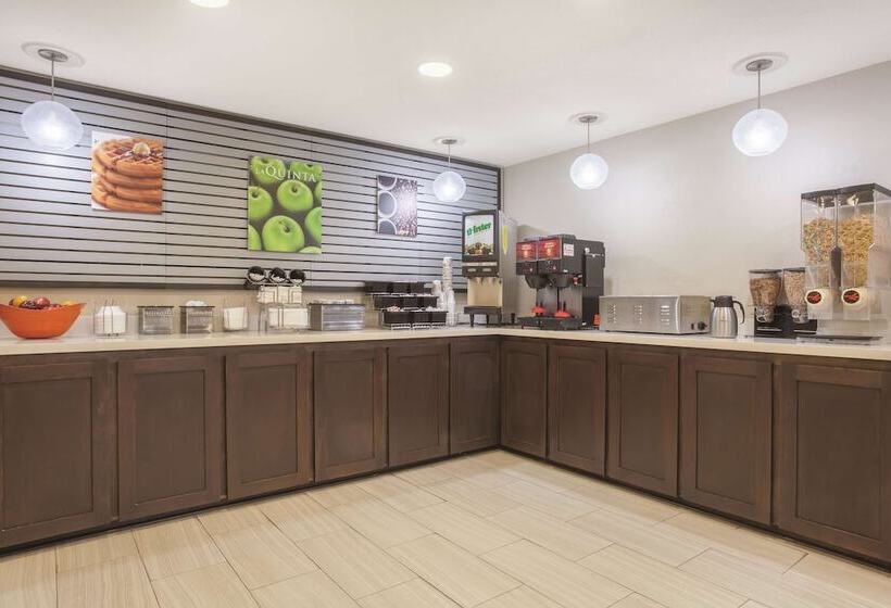 فندق Baymont By Wyndham Moss Point