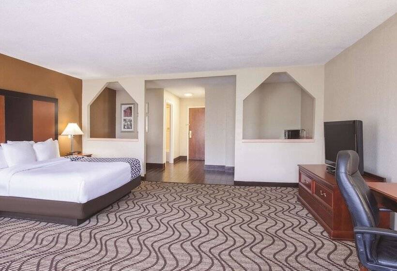 فندق Baymont By Wyndham Moss Point