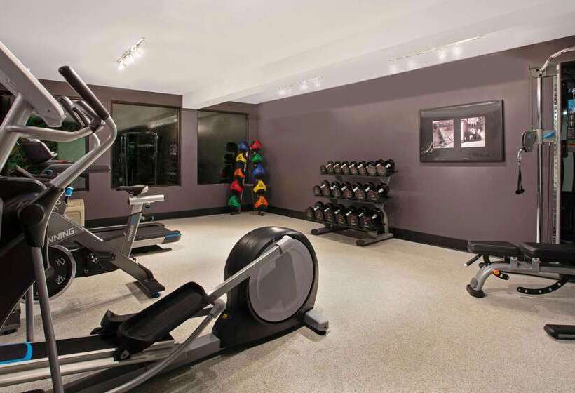 酒店 La Quinta Inn By Wyndham Radford