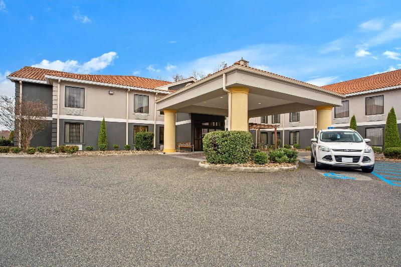 酒店 La Quinta Inn By Wyndham Radford