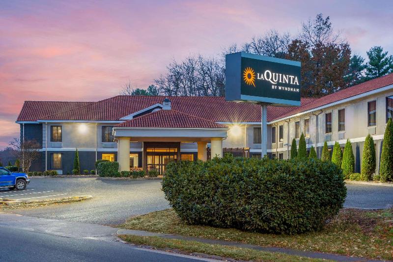 酒店 La Quinta Inn By Wyndham Radford