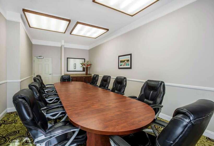 فندق La Quinta By Wyndham Bakersfield North