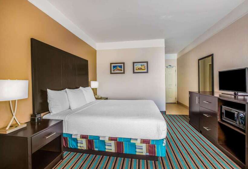 فندق La Quinta By Wyndham Bakersfield North