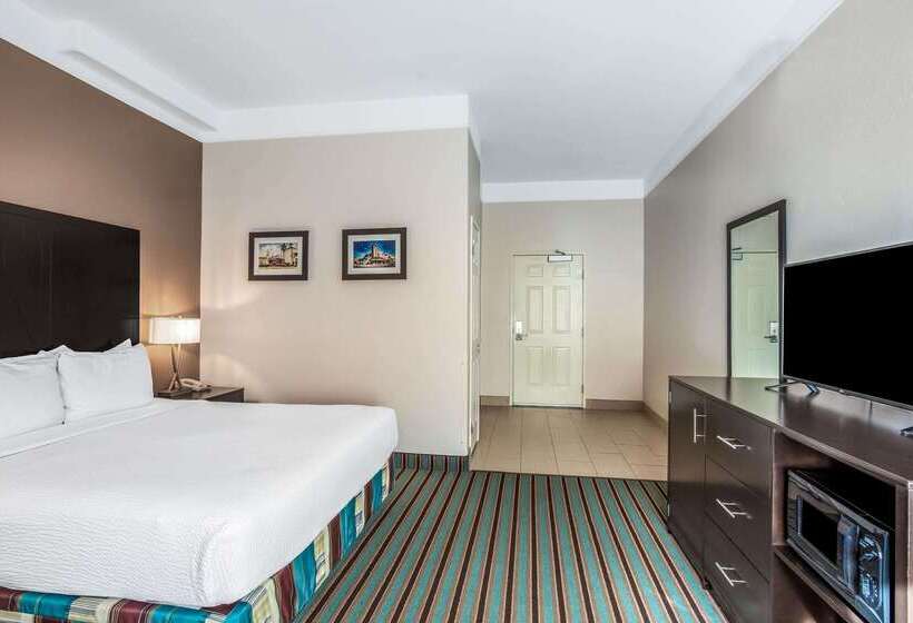 فندق La Quinta By Wyndham Bakersfield North