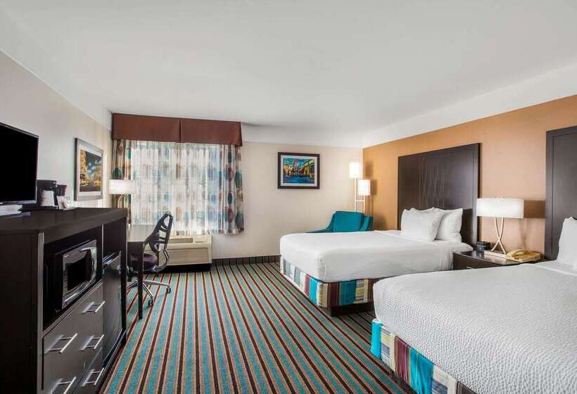 فندق La Quinta By Wyndham Bakersfield North