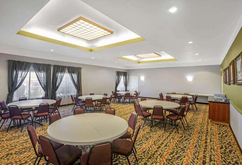 酒店 La Quinta By Wyndham Belton   Temple South