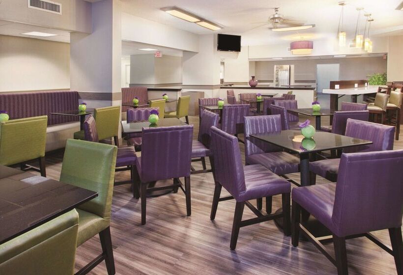 호텔 La Quinta By Wyndham Charleston Riverview