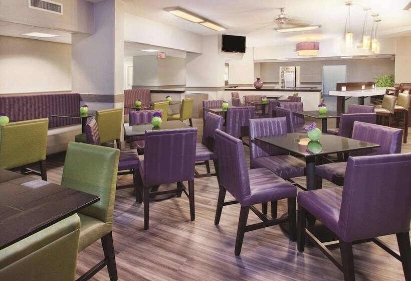 호텔 La Quinta By Wyndham Charleston Riverview