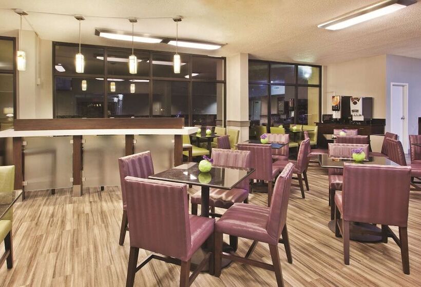 호텔 La Quinta By Wyndham Charleston Riverview