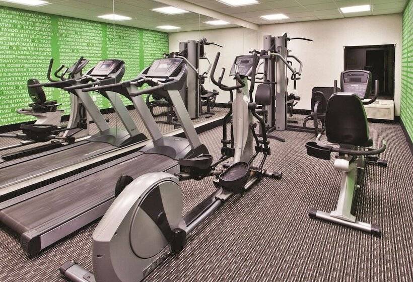 בית מלון כפרי La Quinta By Wyndham Charleston Riverview