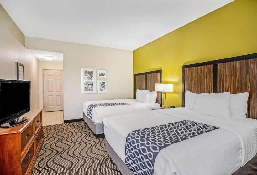 בית מלון כפרי La Quinta Inn & Suites By Wyndham Corpus Christi Northwest