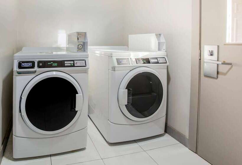 호텔 La Quinta By Wyndham Dallas Mesquite