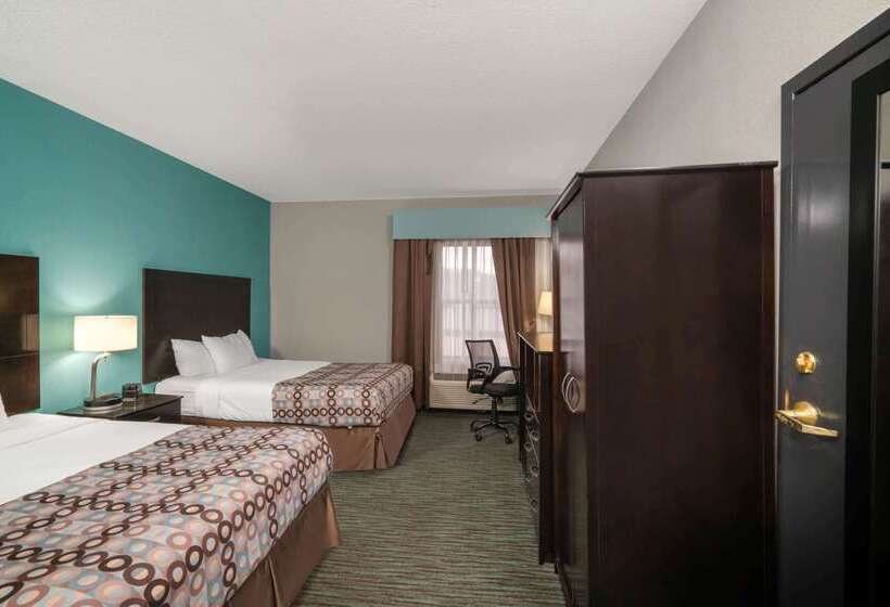 هتل La Quinta By Wyndham Knoxville East