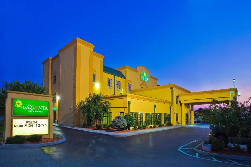 هتل La Quinta By Wyndham Knoxville East