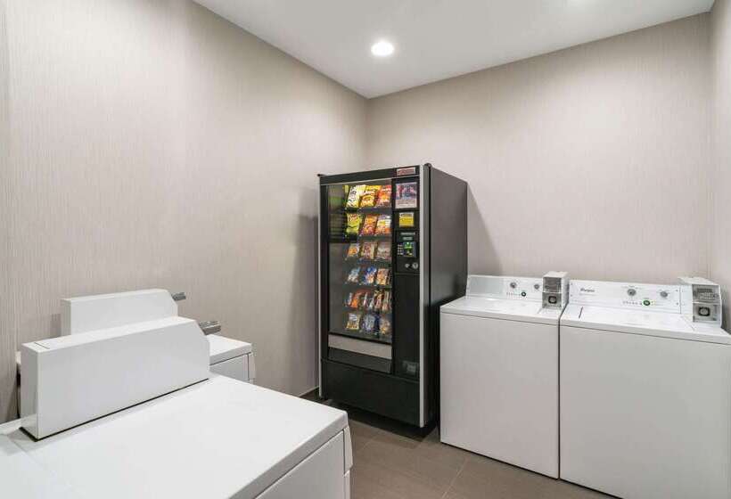 酒店 La Quinta By Wyndham Latham Albany Airport