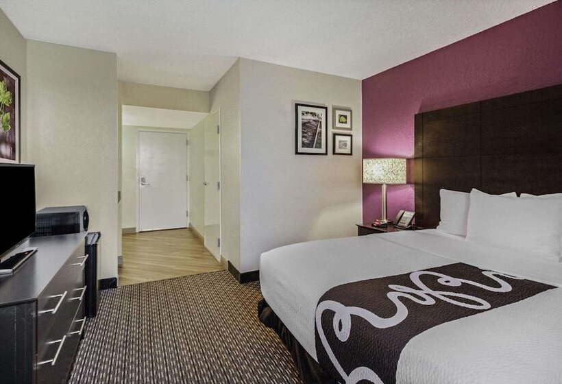 فندق La Quinta By Wyndham Miami Lakes