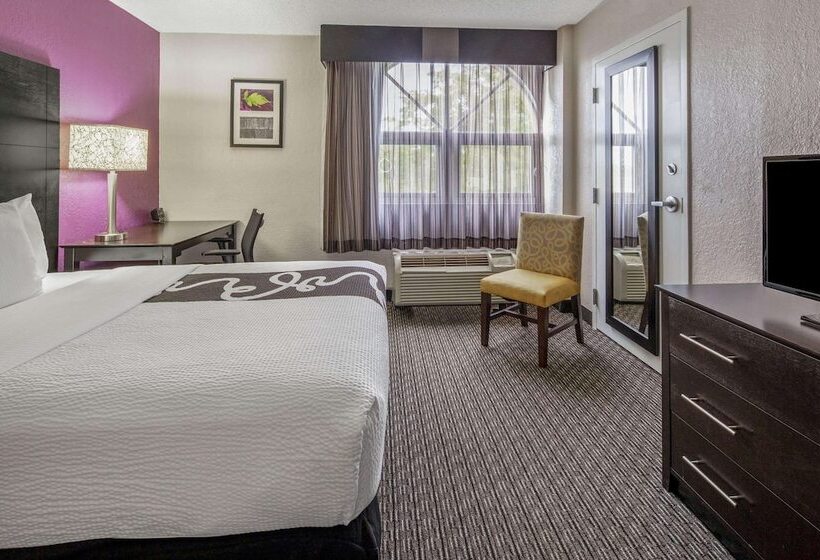 فندق La Quinta By Wyndham Miami Lakes