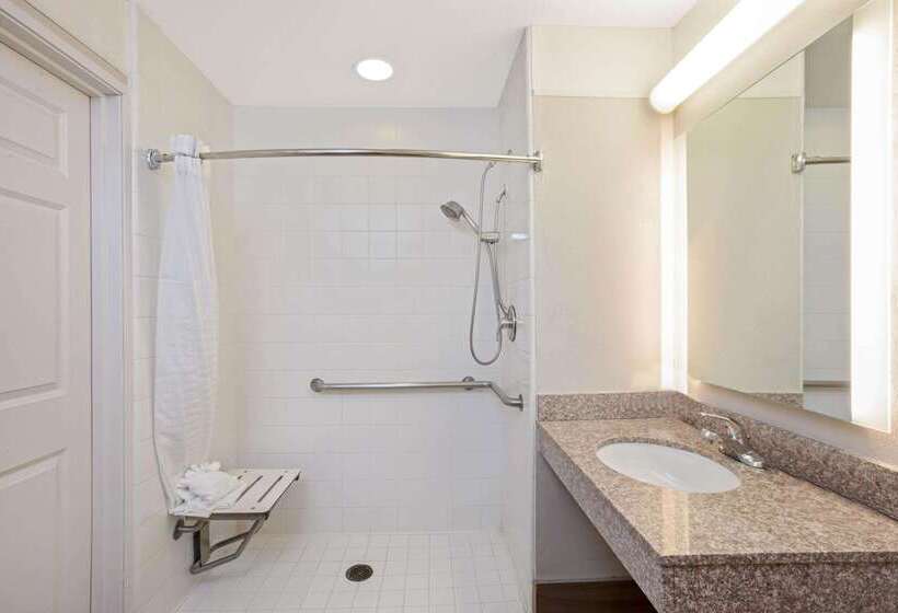 Отель La Quinta By Wyndham Modesto Salida