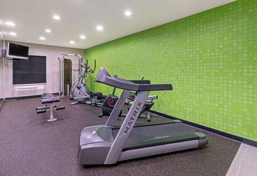 هتل La Quinta By Wyndham Phoenix I 10 West