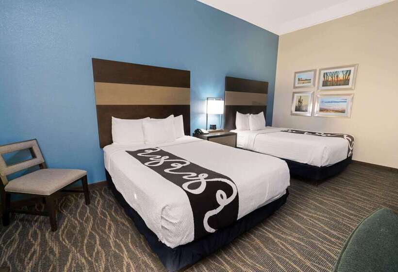 هتل La Quinta By Wyndham Phoenix I 10 West