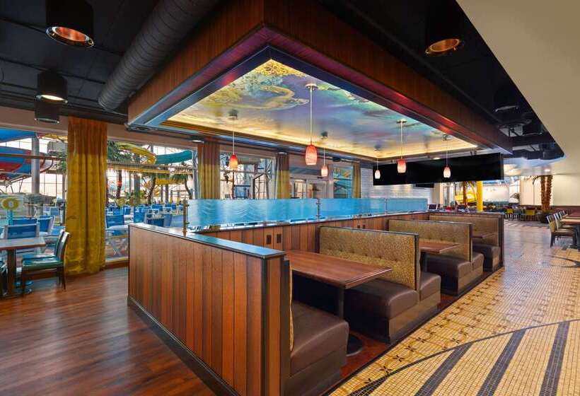 هتل La Quinta Inn And Suites By Wyndham At Watiki Waterpark