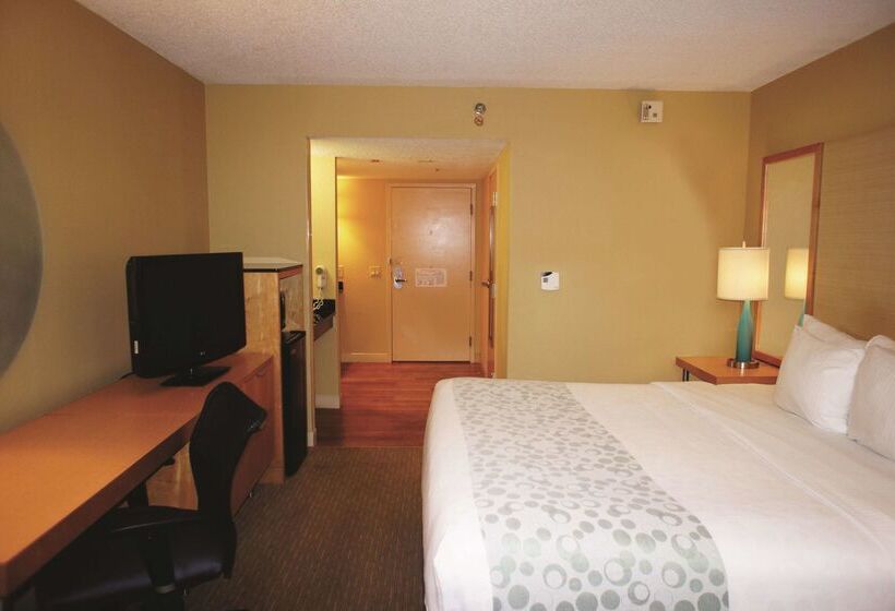 בית מלון כפרי La Quinta By Wyndham Sarasota Downtown