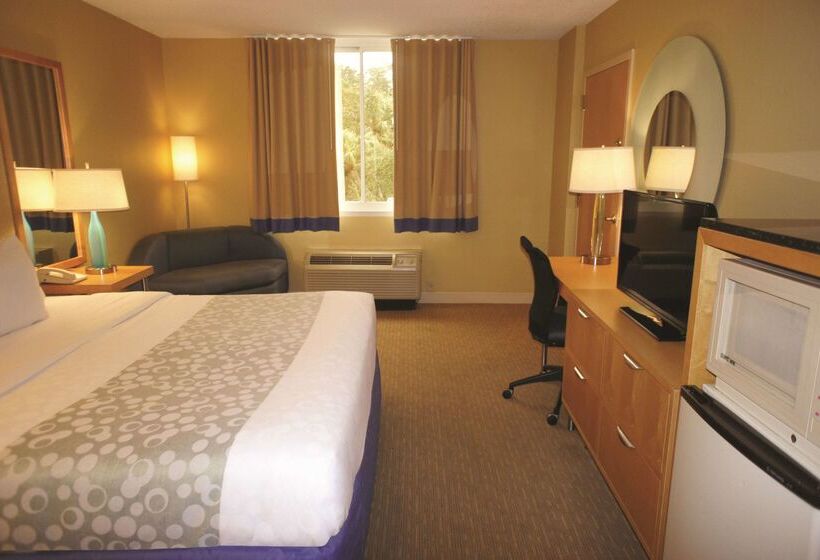 בית מלון כפרי La Quinta By Wyndham Sarasota Downtown