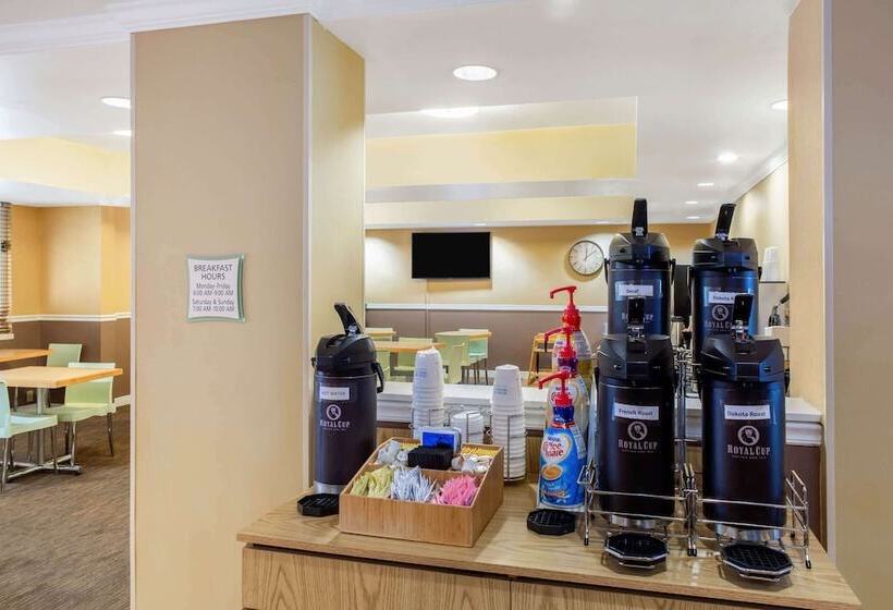 בית מלון כפרי La Quinta By Wyndham Sarasota Downtown