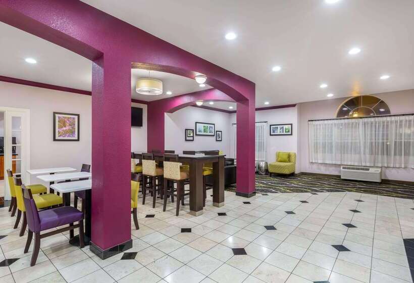 酒店 La Quinta By Wyndham Tulare